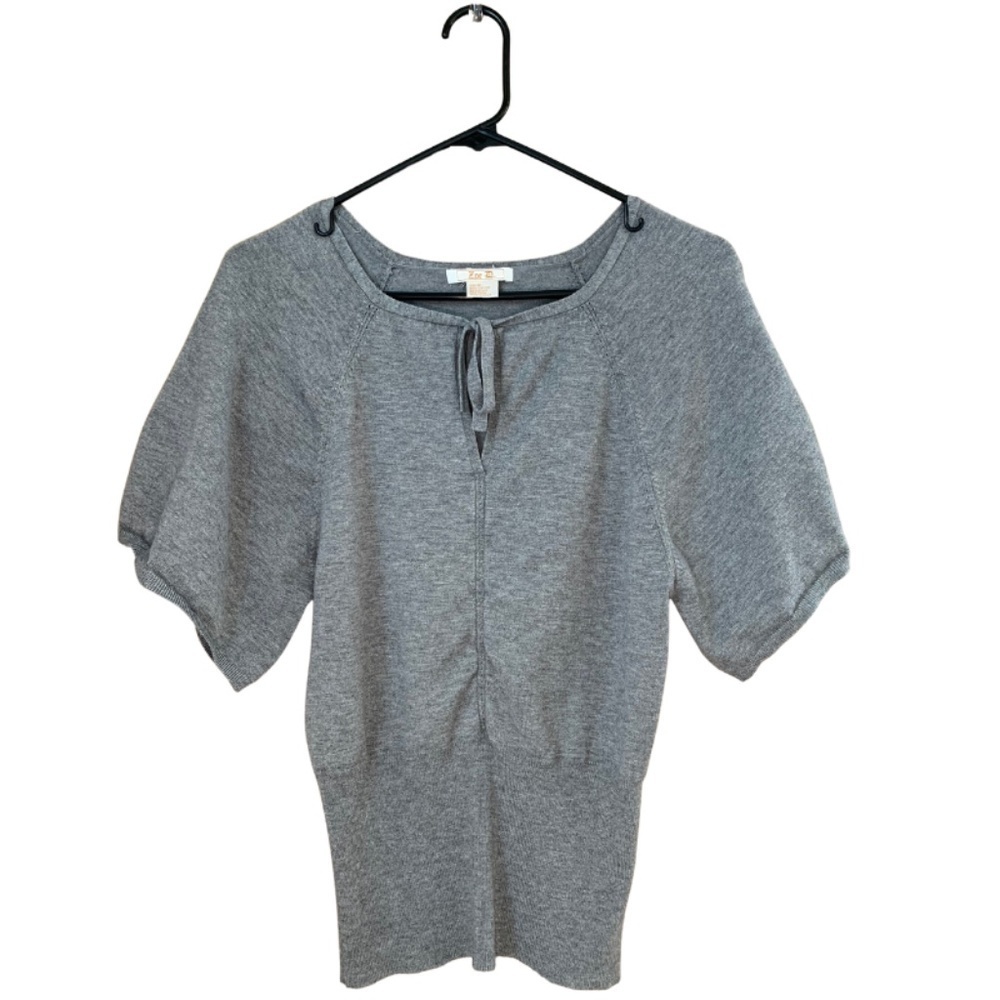 Zoe D Grey Short Sleeve Top